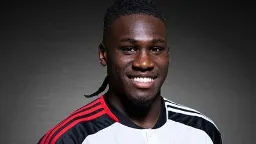 Bij Ajax overbodige Bassey voor 22,5 miljoen euro naar Fulham - feddit.nl