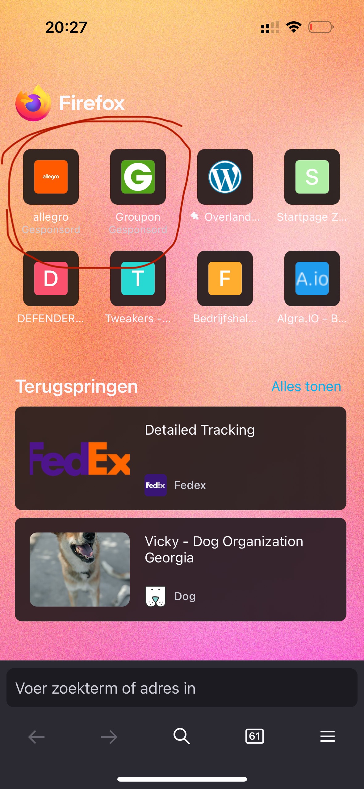 Suddenly firefox on ios shows ads on homescreen